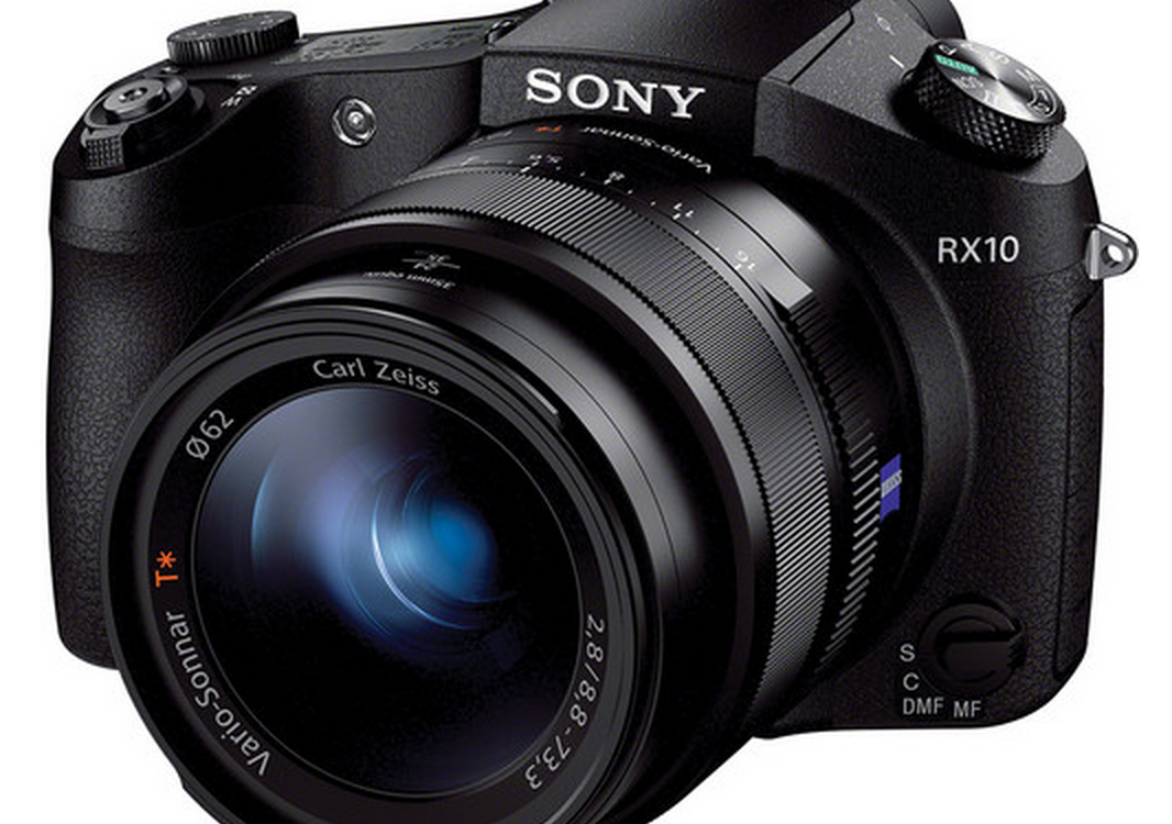 Sony RX10 - A bridge camera with exciting video features