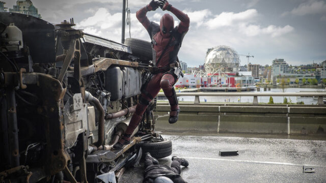 DEADPOOL Deadpool (Ryan Reynolds) pounces on an adversary. Photo Credit: Joe Lederer TM & © 2015 Marvel & Subs.  TM and © 2015 Twentieth Century Fox Film Corporation.  All rights reserved.  Not for sale or duplication. Handheld Camera Presets