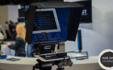 Dracast Magicue iPad Teleprompter with Voice-Recognition Auto-Scroll!