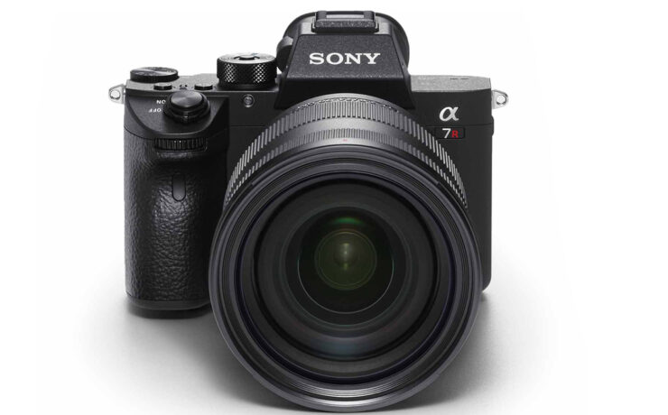 Sony a7R III Announced Along Sony 24-105mm f4 and 400m f2.8