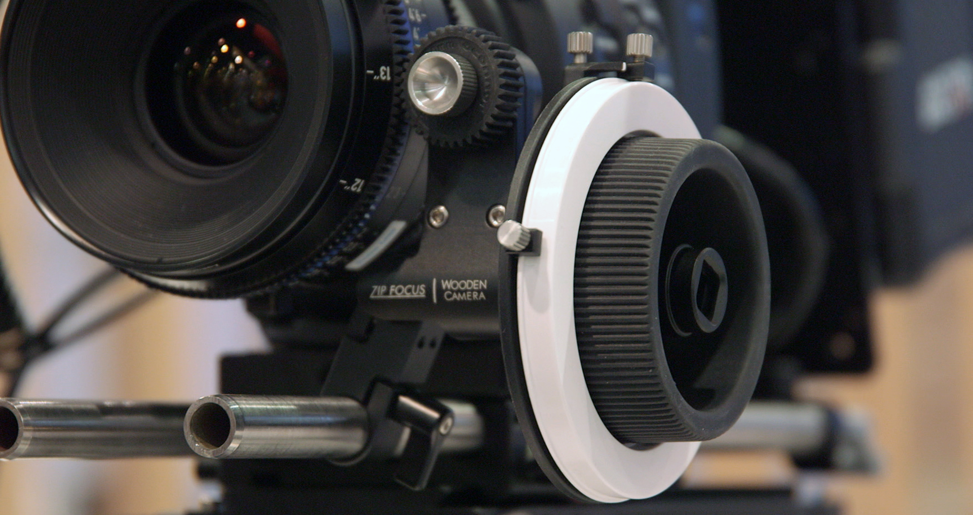 Wooden CameraのZip FocusとC200用PLマウント | CineD