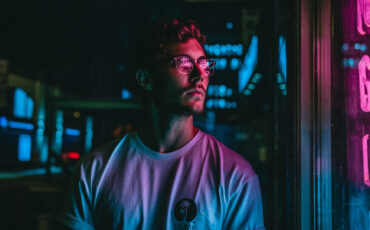 From Neon to LED Lighting - Old Trend, New Look?