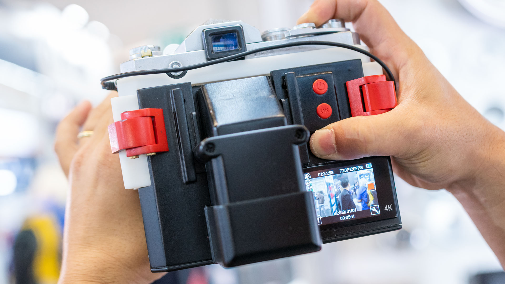 Cómo convertir tu cámara de película en una digital: vuelve «I'm