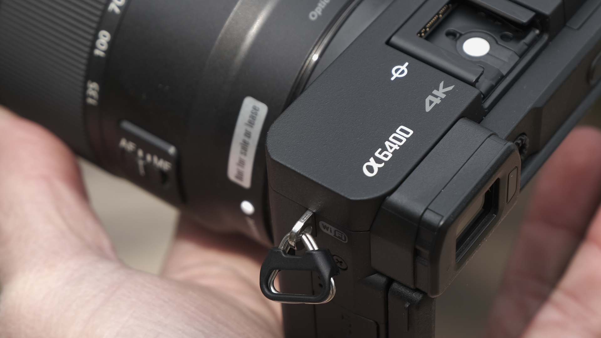 Reseña de la Sony a6400 – ¿Se acerca el fin de los lentes con enfoque manual?