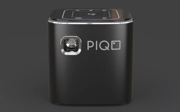 PIQO - a Powerful 1080p Pocket Projector to Travel With You