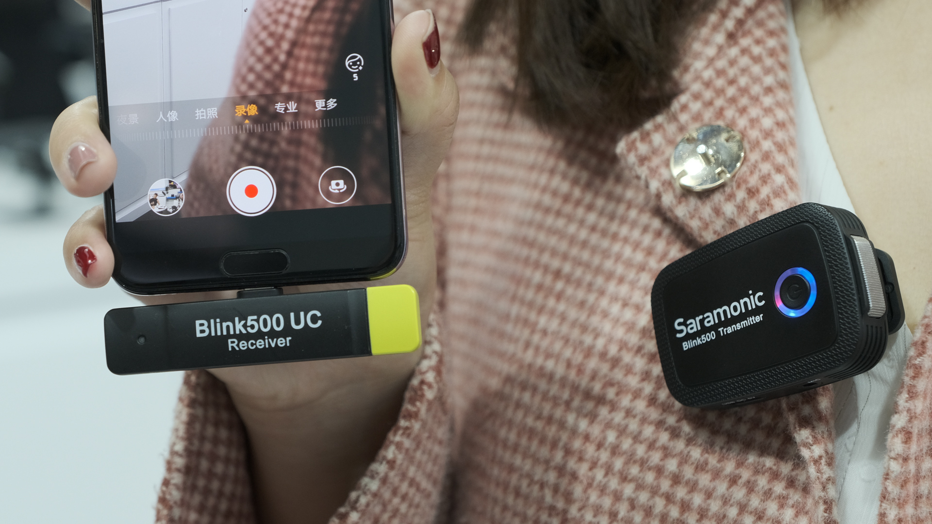 ハンドヘル Saramonic Blink500 B4 iOSデバイス用ワイヤレスマイク 2チャンネル Lightning端子入力