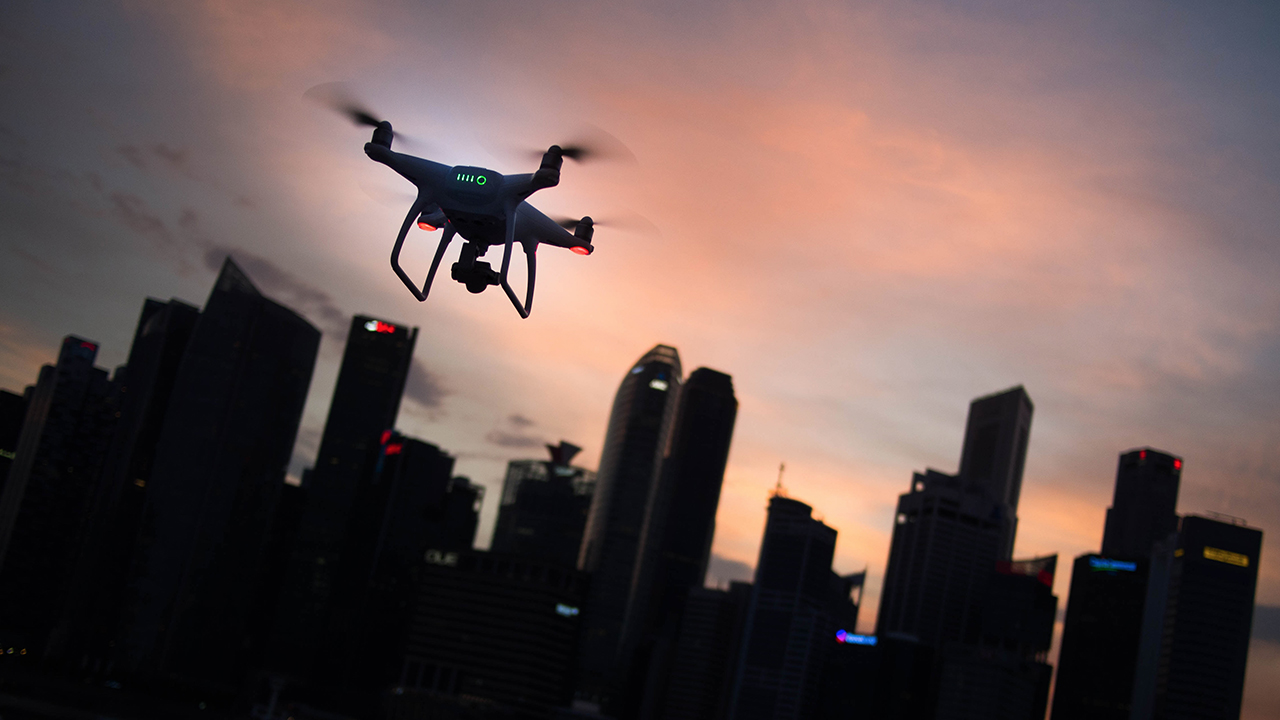 Nueva regla de la FAA - o conectas tu drone a Internet o no vuelas