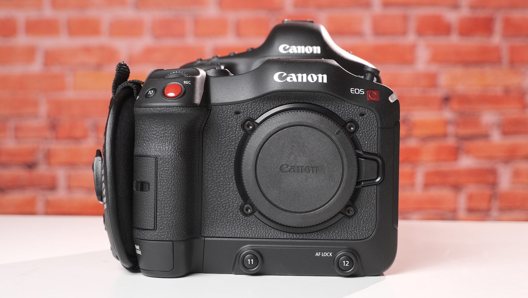 Vs Canon 1D C