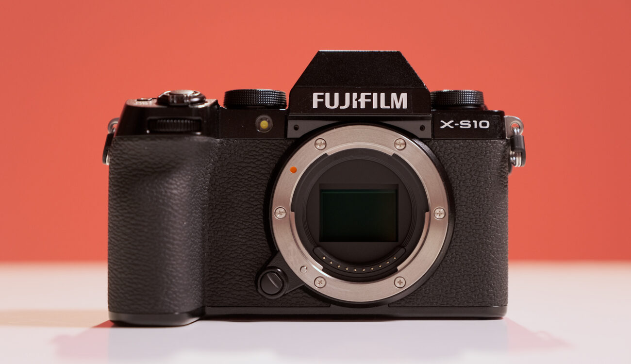 FUJIFILM X-S10 Introduced - Compact Stabilized APS-C Sensor Camera