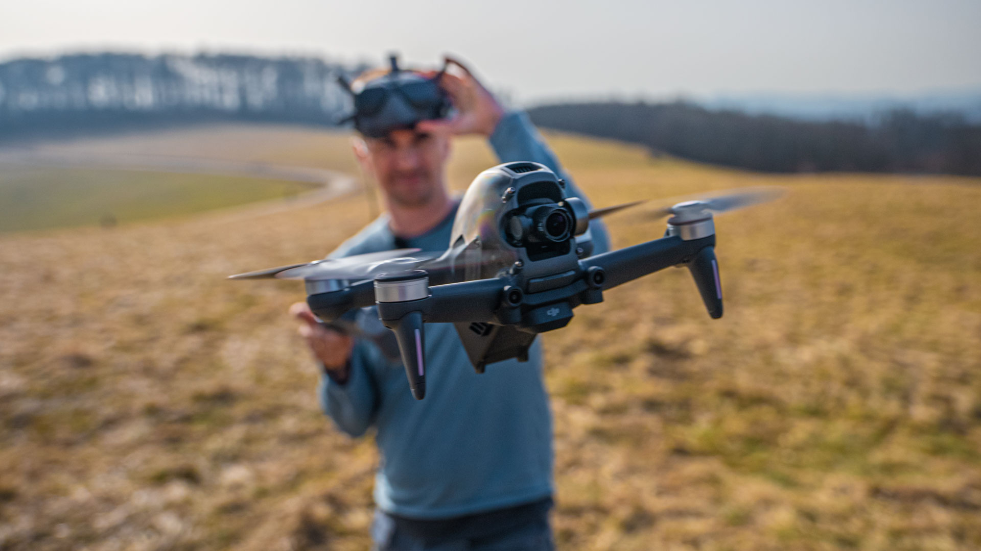 The DJI FPV is an all-in-one solution to first-person-view drones: Digital  Photography Review