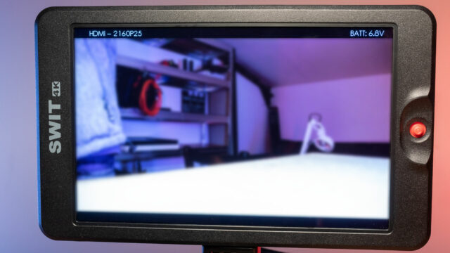 MONITEUR VIDEO LCD 8'' SWIT S-1080AF