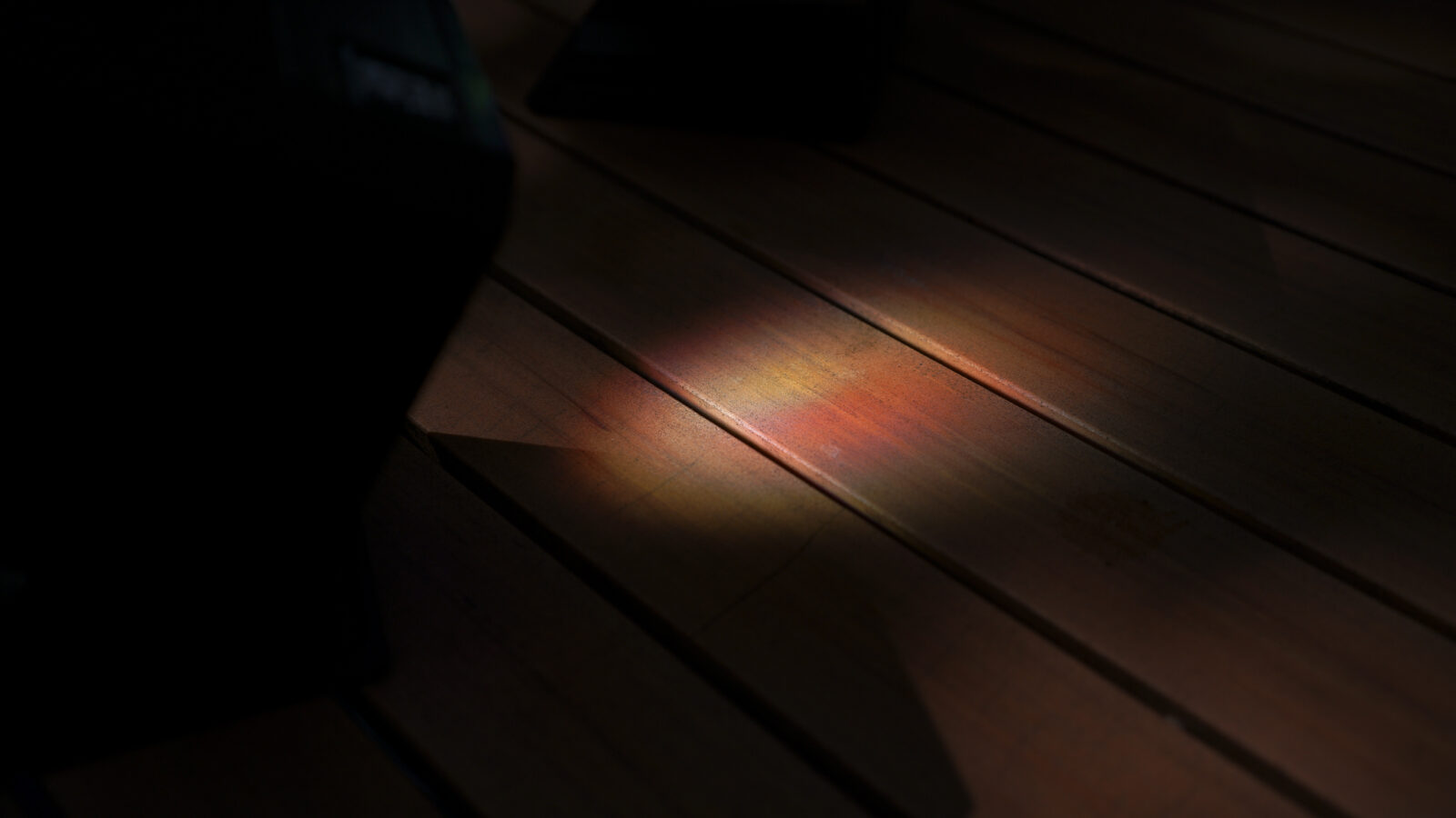 Astera PixelBrick Review - A Tiny LED Cube With a Ton of RGB Punch | CineD
