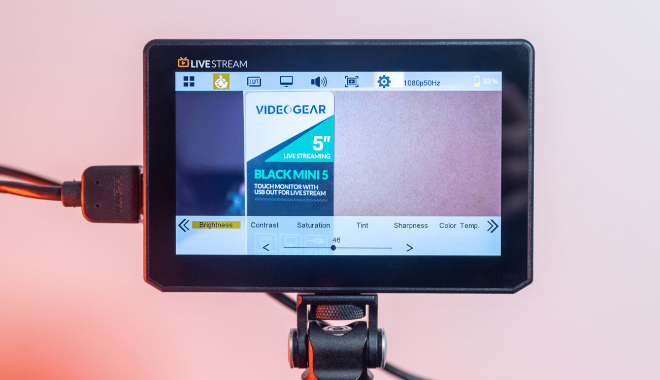 VIDEOGEAR Black Mini 5" Monitor Review - An Entry Level Monitor for $89
