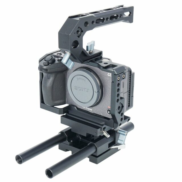 Sony FX3 cage with top handle and base plate