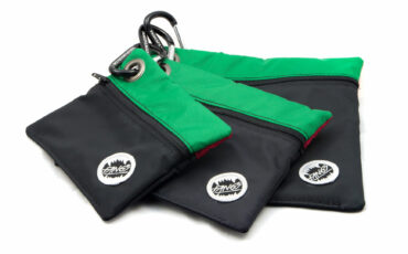 Fangs Film Gear がDividerBags を発売