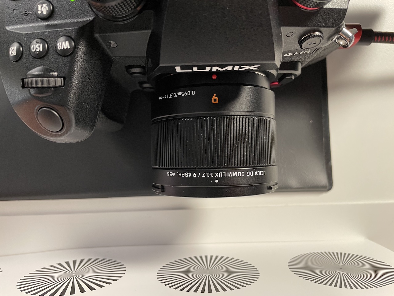 パナソニック LEICA 9mm F1.7 MFT レンズ レビュー | CineD