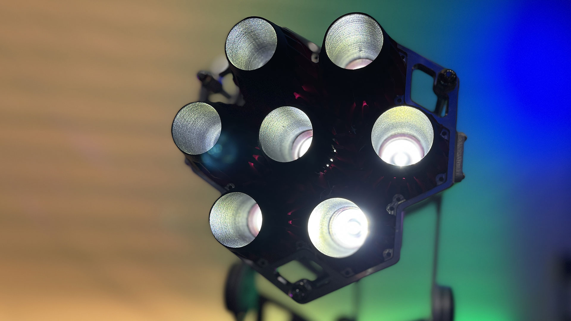 Sumit Light SUMOLIGHT SUMOLASER - First Look | CineD