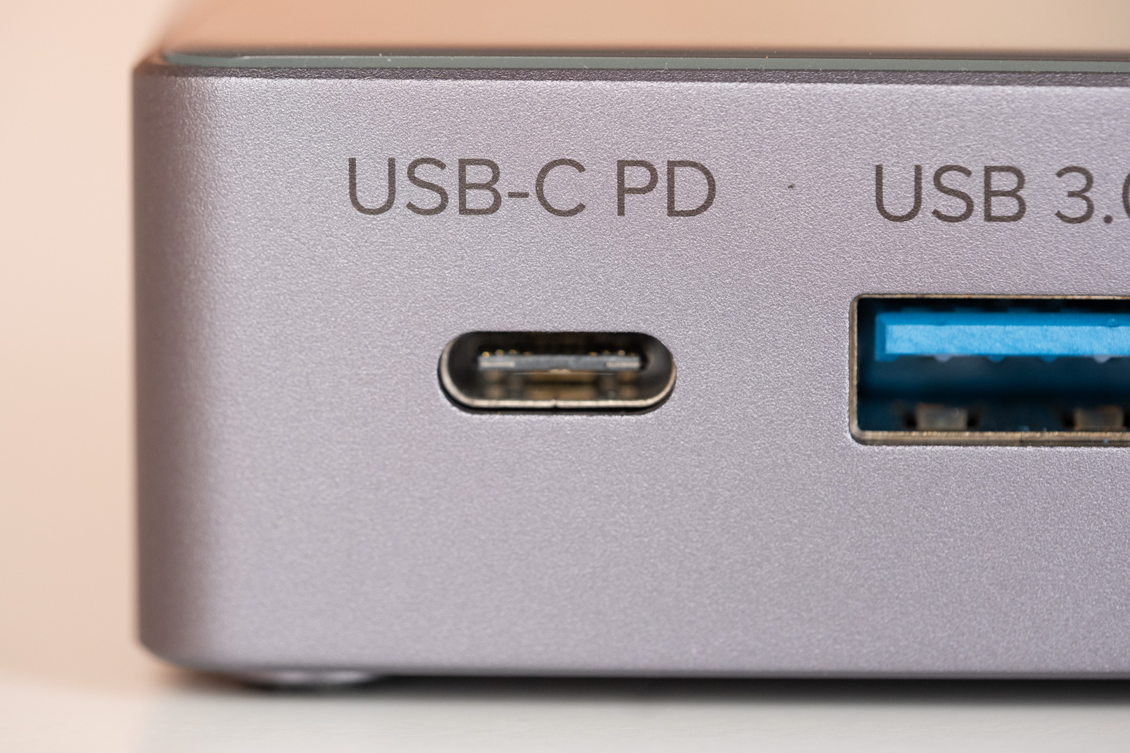 USB-C PD port on the ZILR Lumin Streaming Hub