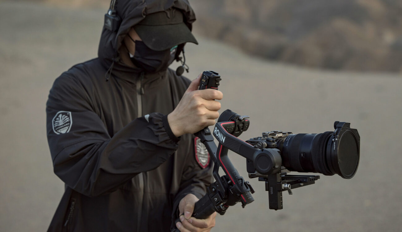 Tilta Advanced Rear Operating Control Handle for DJI Ronin RS 2 & 3 Pro Released