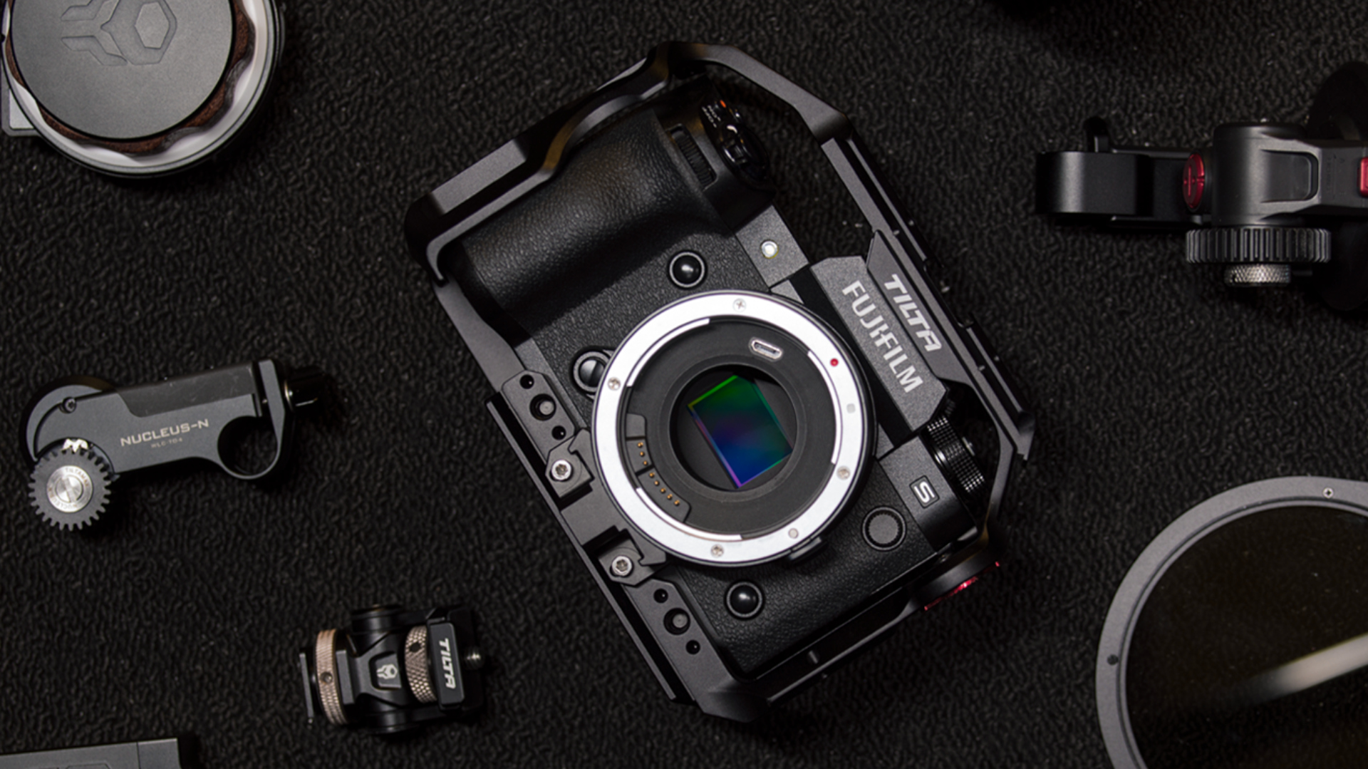 推出适用于 FUJIFILM X-H2 和 X-H2S 相机的 Tilta 相机笼