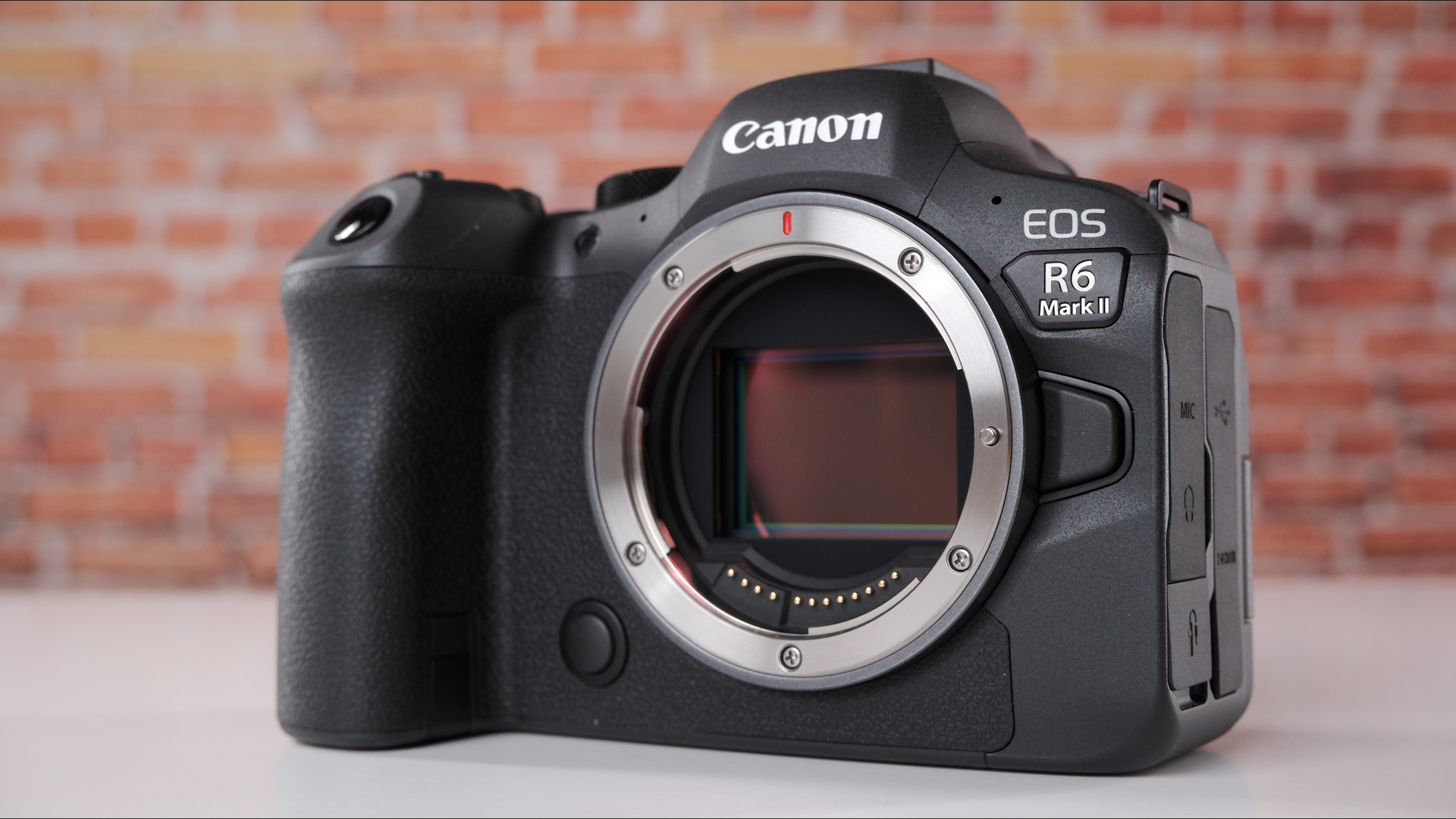 フルオーダー 【Canon】EOS R6 mark II ボディのみ
