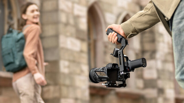 RS 3 Mini gimbal مع مقبض حقيبة.