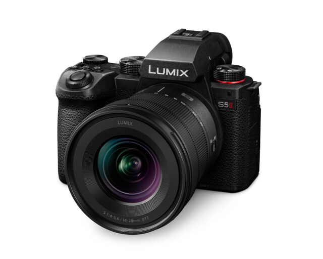 Panasonic LUMIX S 14-28mm F4-5.6 on LUMIX S5II