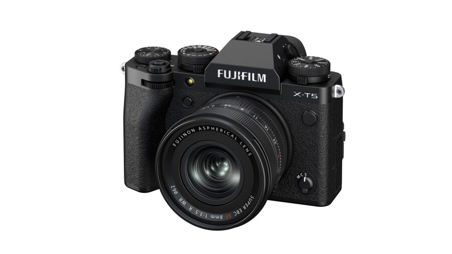 XF 8mm on FUJIFILM X-T5