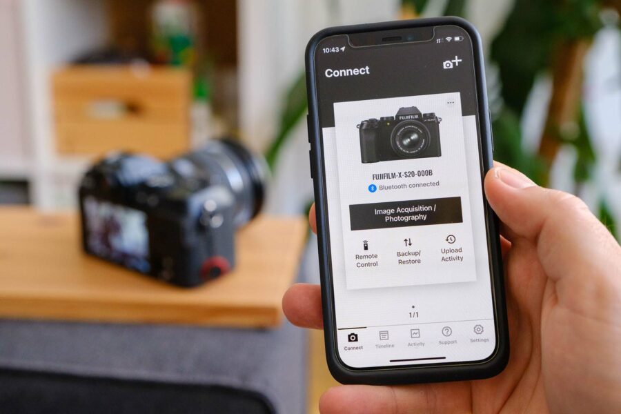 XApp on iPhone showing that the FUJIFILM X-S20 is connected