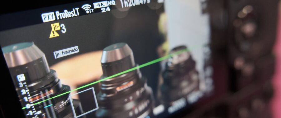 Clearer frame io indications on the FUJIFILM screen are needed