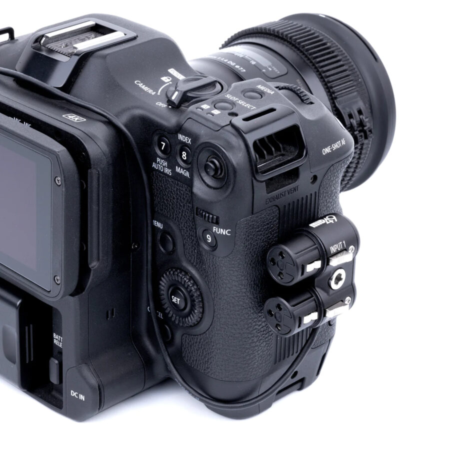 Mid49 Audio Breakout Box AB-4 on Canon EOS C70