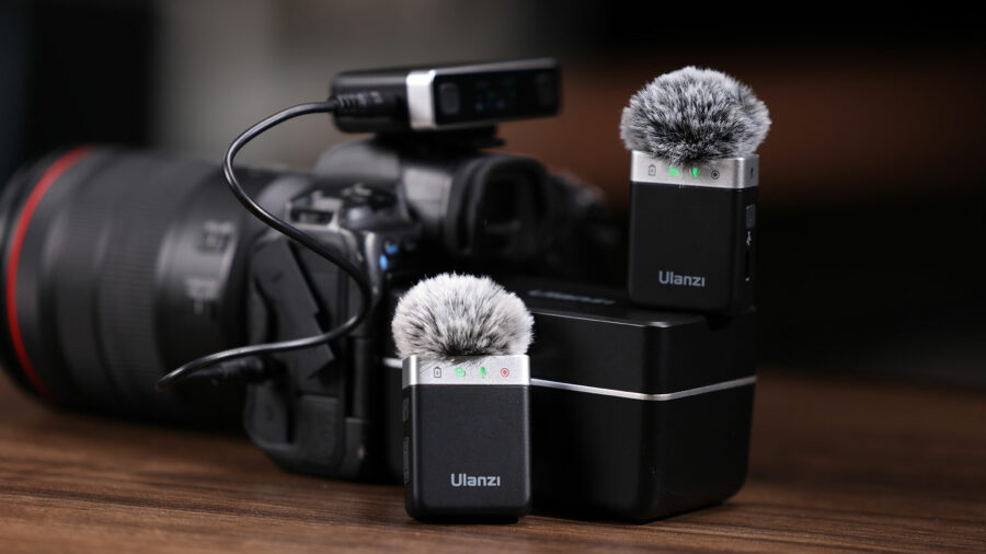 The Ulanzi U-Mic comes with fur windscreens for the two transmitters