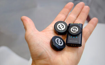 'HollylandがLARK M2を発表 - ボタンサイズのデュアルマイクワイヤレスシステム'