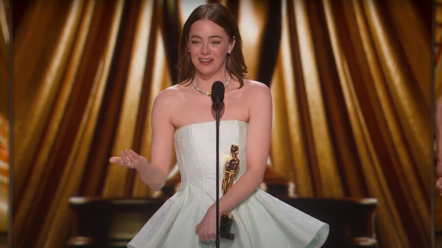 Emma Stone accepting her Oscar with an emotional speech