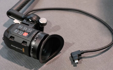 Explicación sobre el Blackmagic Design URSA Cine EVF - Solución de Cable Único con Pantalla Micro OLED