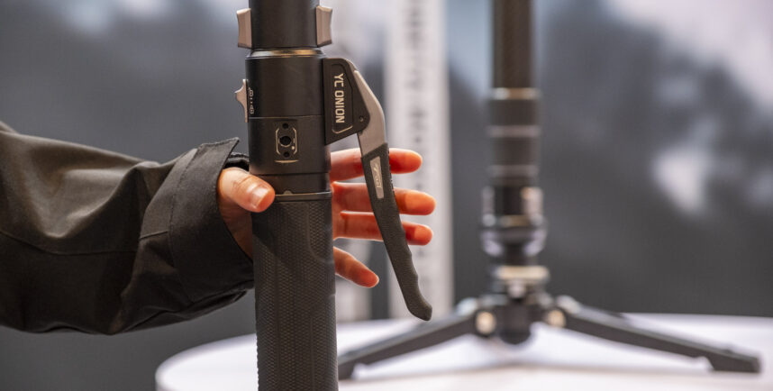 YC Onion Pineta Pro Monopod Announced - Extend and Retract with One Hand