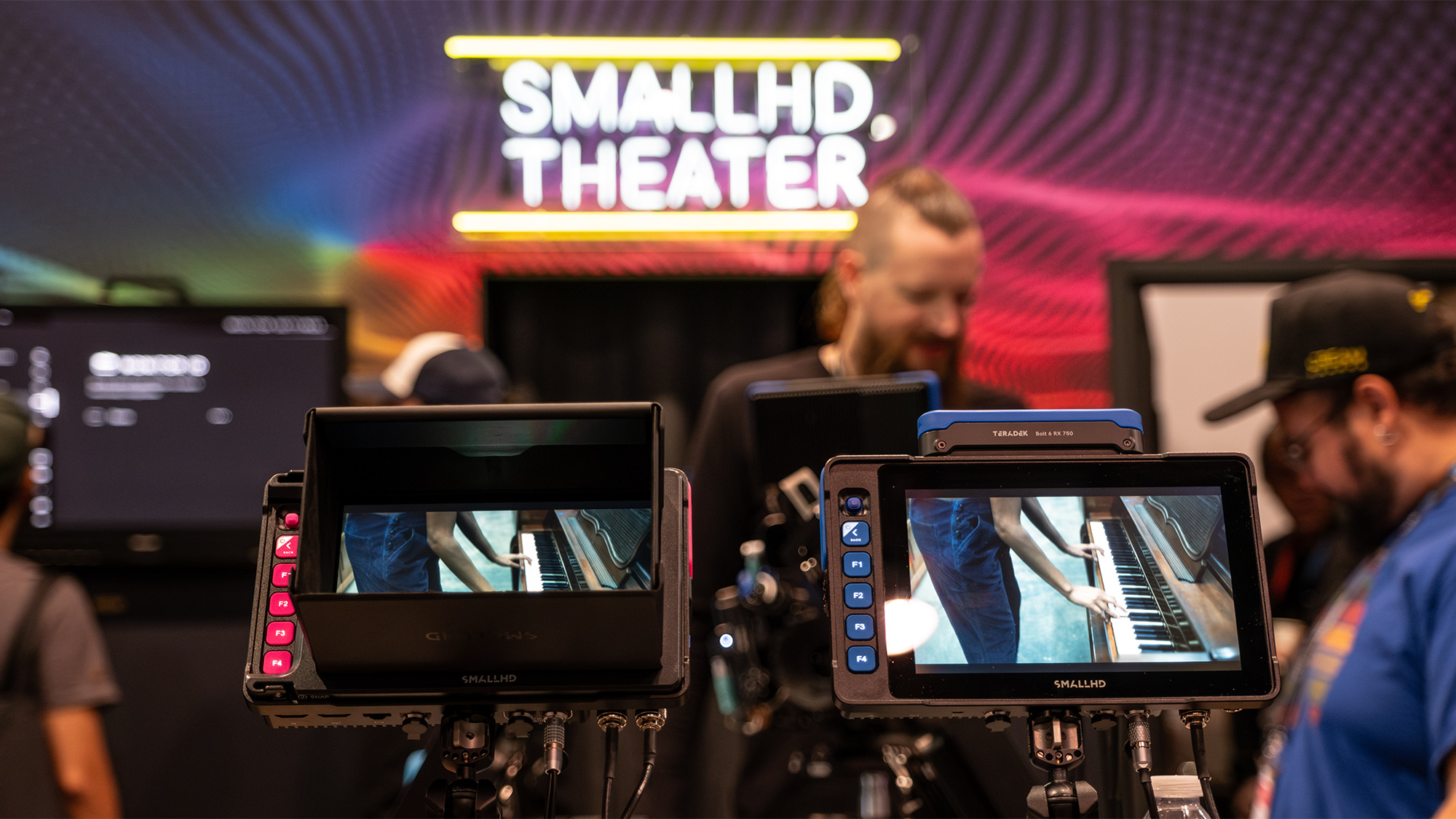 SmallHD Ultra 7 Bolt 6 ワイヤレスアップデートの解説 | CineD