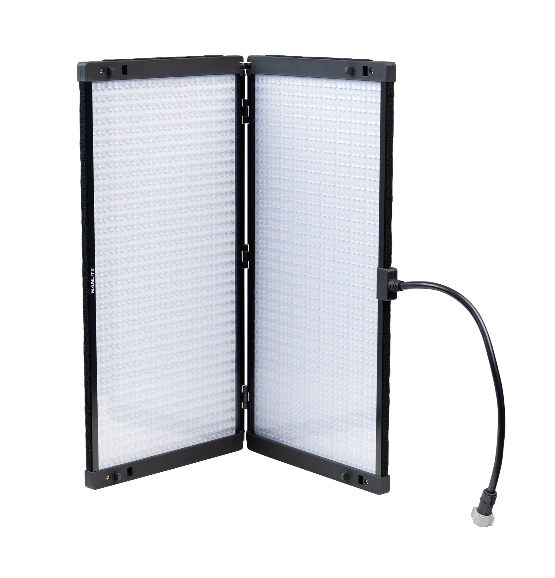 NANLITEがPavoSlim 240B/240Cおよび60CL LEDライトを発表 | CineD