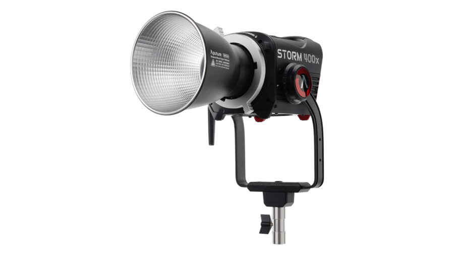 The STORM 400x features Aputure's Pro Lock locking Bowens Mount