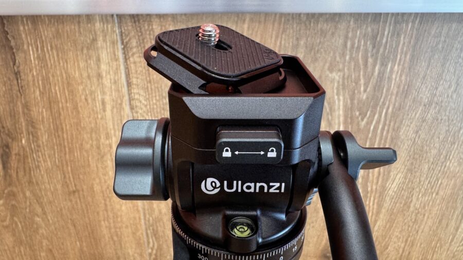 Ulanzi JJ06 tripod