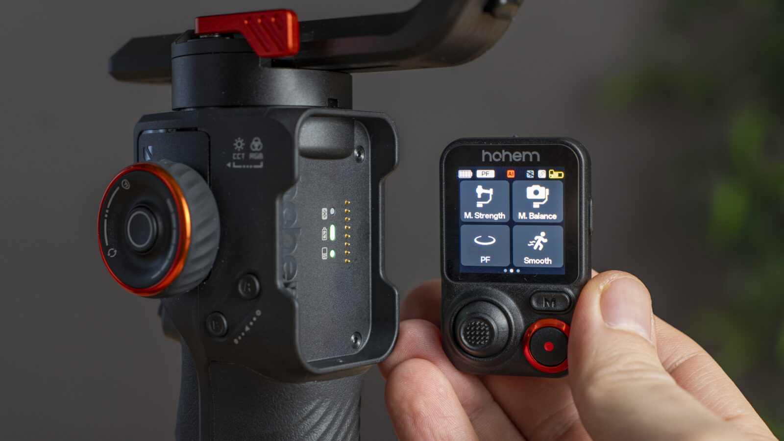 Hohem iSteady MT3 & MT3 Pro Gimbal Review – Built-In AI Tracking and ...