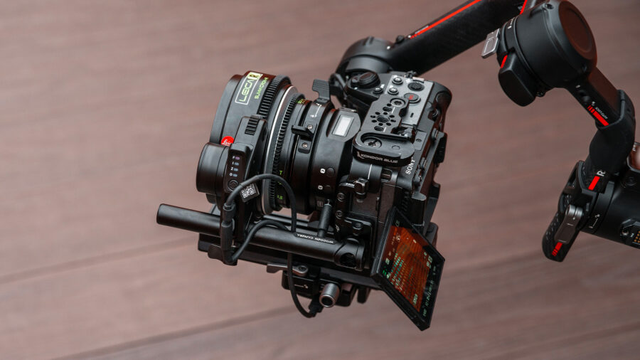The Viltrox NexusFocus F1