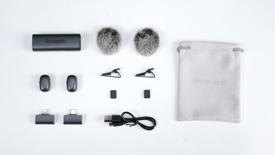 The Air SE bundle includes the USB-C and Lightning receivers