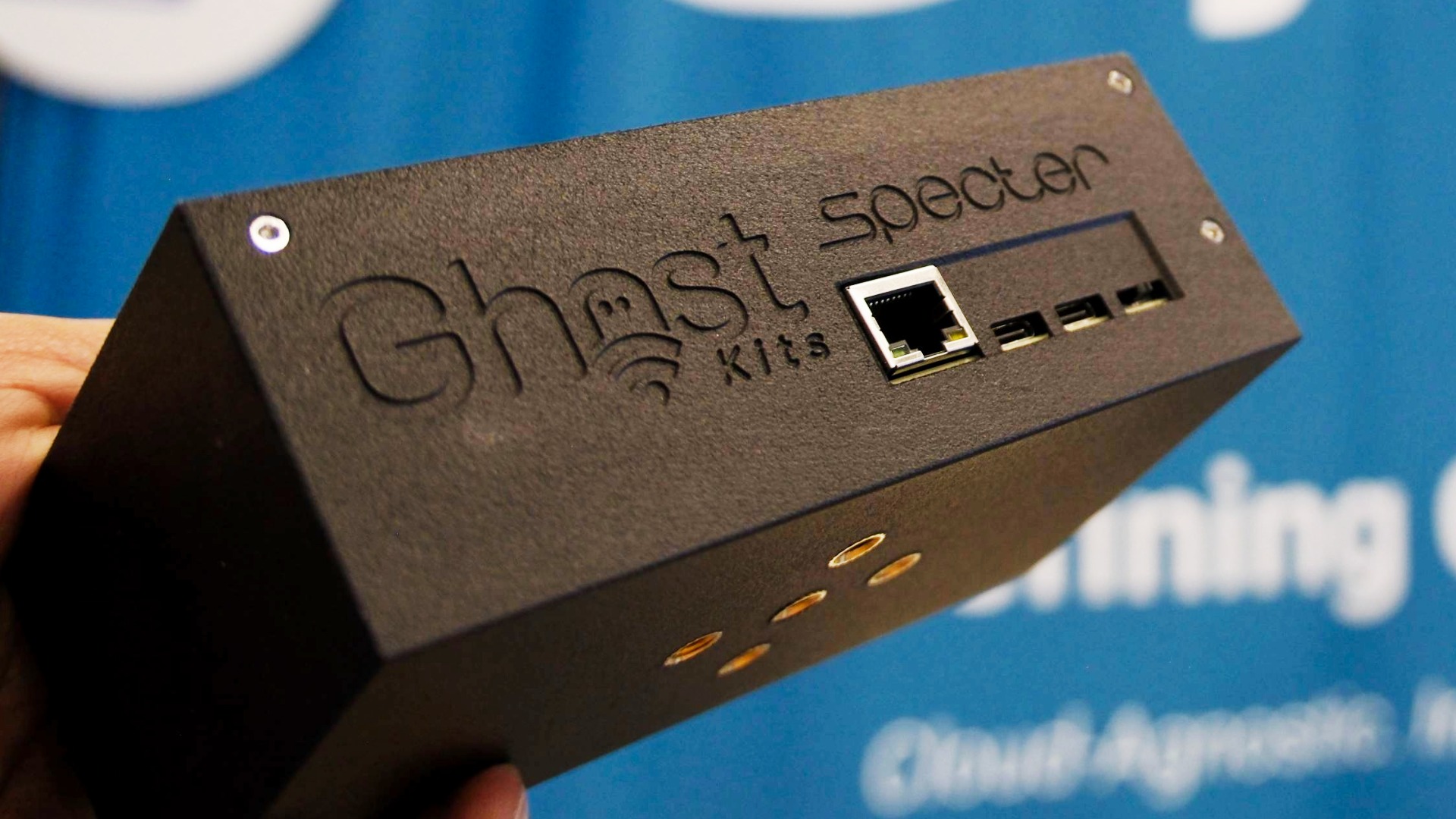 Ghost Kits Specter Hotspot Targets Camera-to-Cloud Workflows With Smart ...