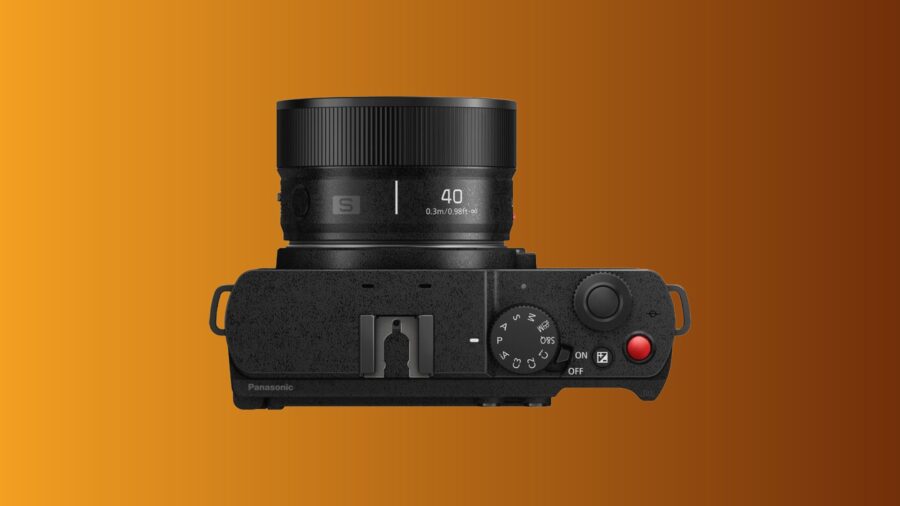Panasonic LUMIX S 40mm on a LUMIX S9 camera