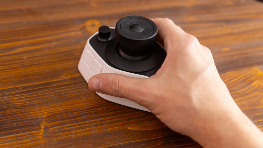 If you use the Pilot Pro with your right hand, you can't reach the buttons
