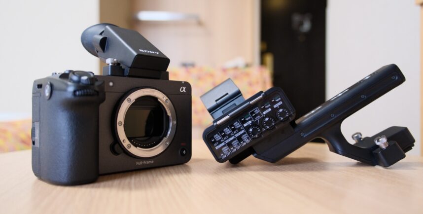 Sony FX5 Delayed to Late October or Later in Japan – DVF-EL1 Viewfinder, XLR-H2 Handle and Launch Campaign Also Affected
