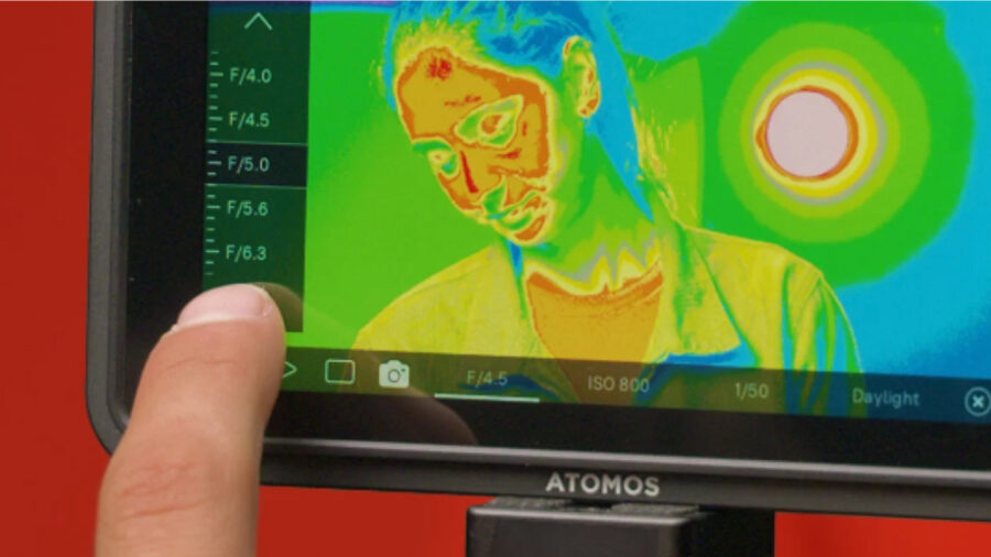 AtomOS camera controls in use.