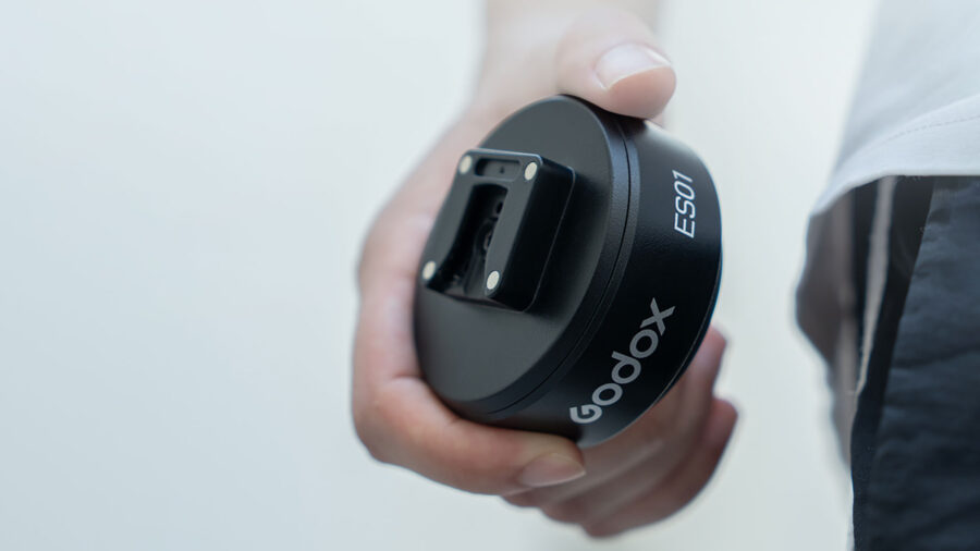 Godox ES01 Motorized Suction Holder in hand