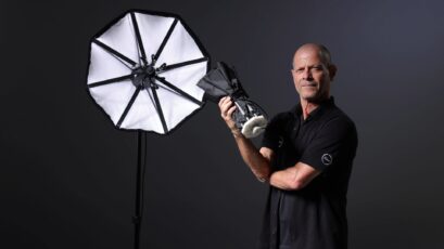 SmallRig x CineD OrBrella Light Introduced – 60W Umbrella-Style Light That Deploys in Five Seconds